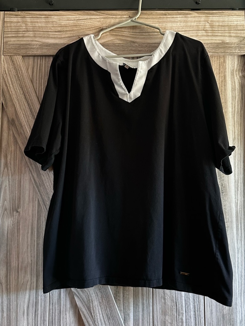 Buy 2 Get 1 Free! Anne Klein Black T-Shirt with white collar detail 3X